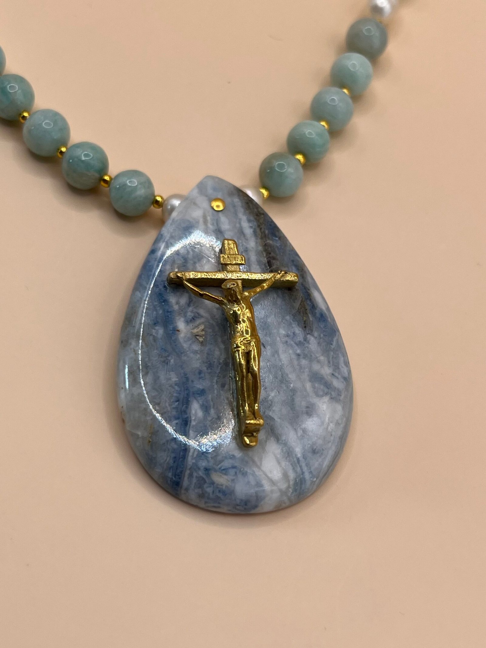 Collier en amazonite, croix du Christ – vue 4
