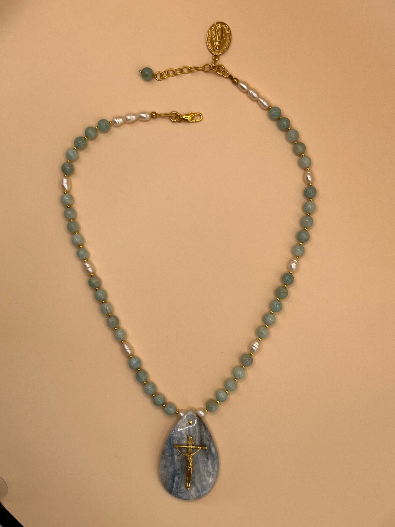 Collier en amazonite, croix du Christ – vue 2