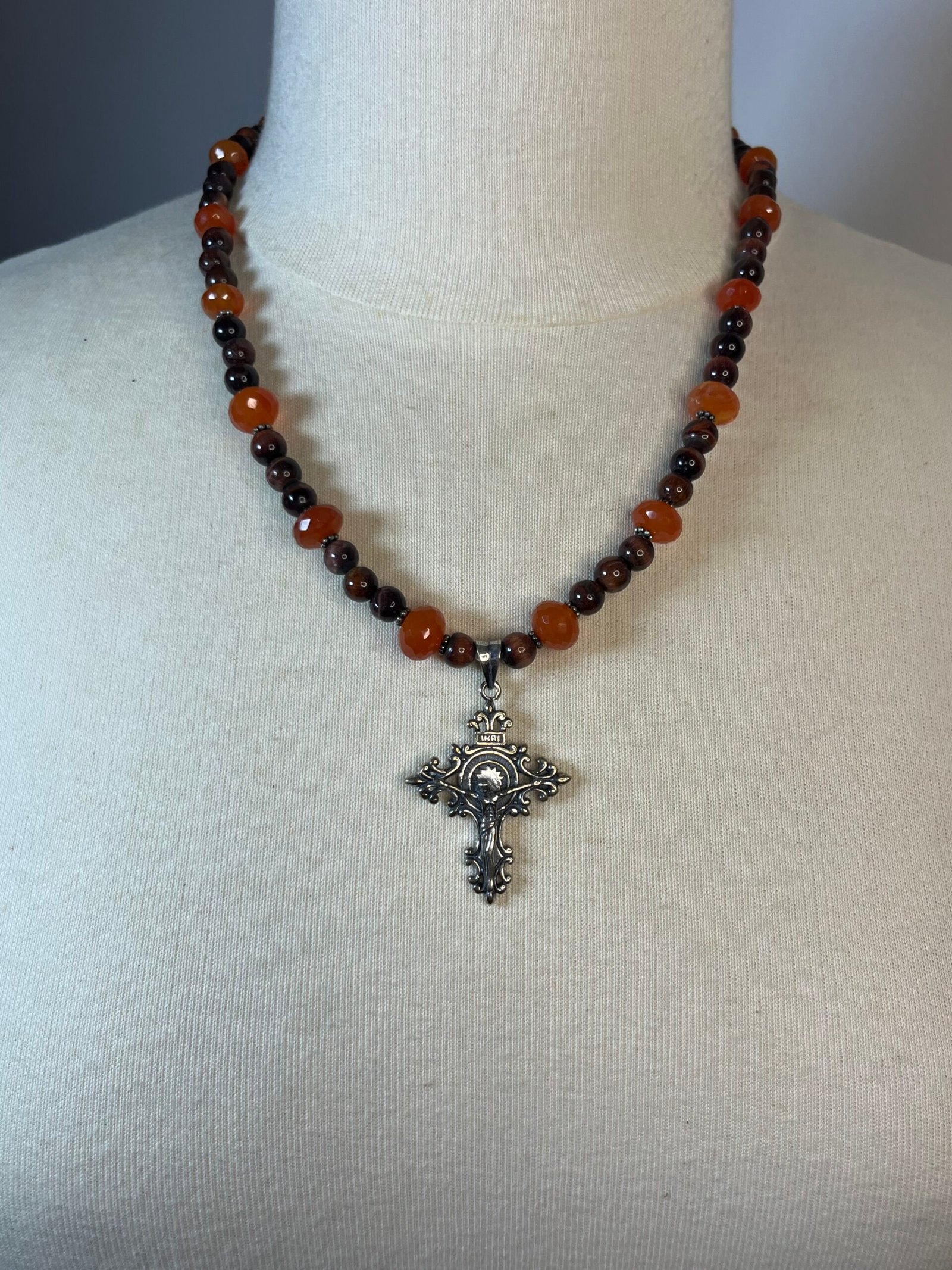 Collier en cornaline et œil de tigre – vue 4
