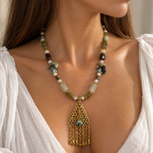 Collier en émeraude et larimar